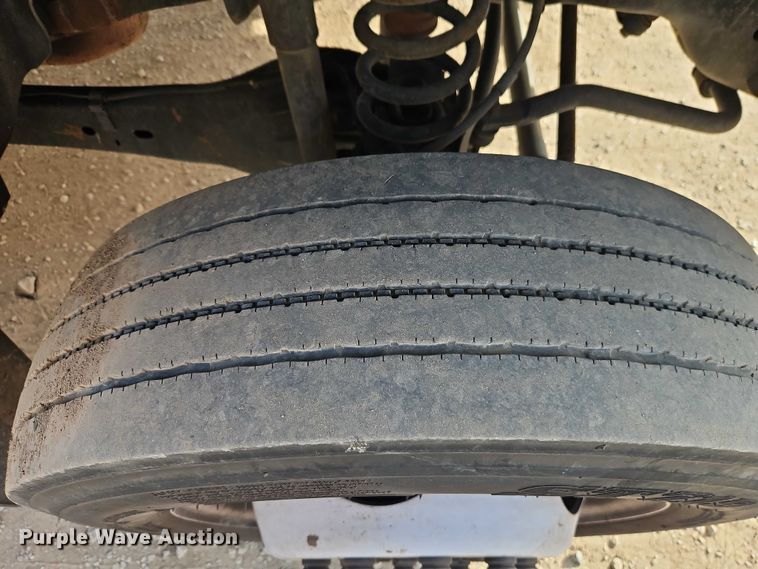 image for item EO4941 2015 Ford F550 utility / service truck