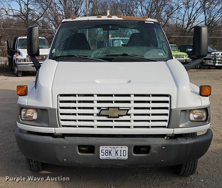 image for item EO4942 2006 Chevrolet C4500 utility / service truck