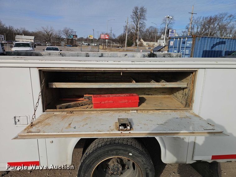 image for item EO4942 2006 Chevrolet C4500 utility / service truck