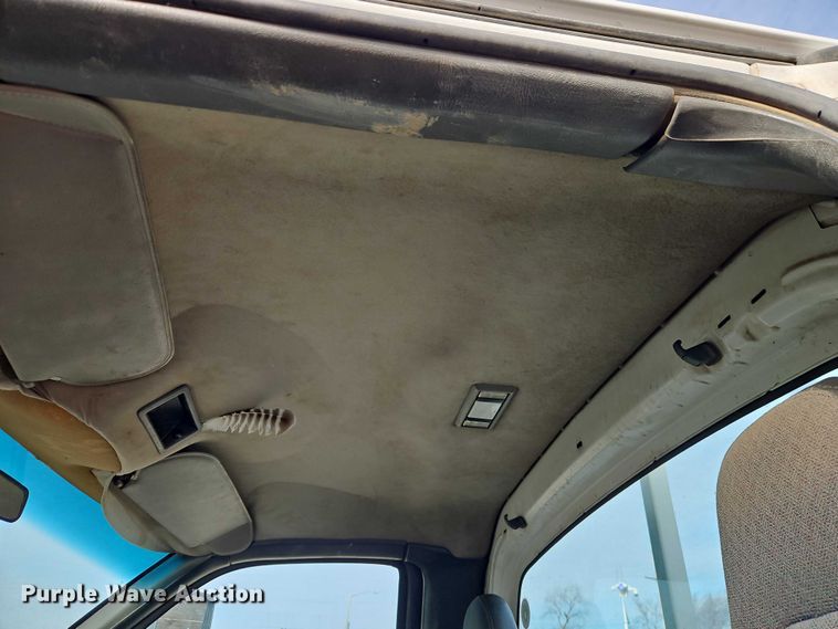 image for item EO4942 2006 Chevrolet C4500 utility / service truck