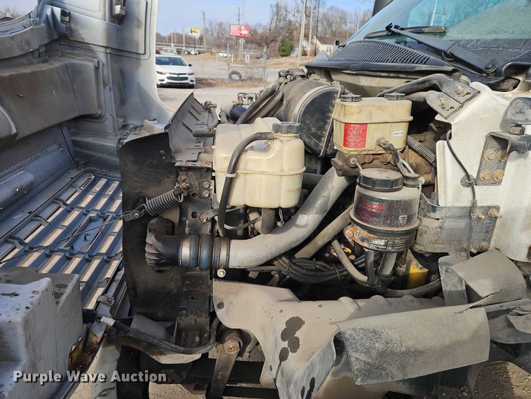 image for item EO4942 2006 Chevrolet C4500 utility / service truck