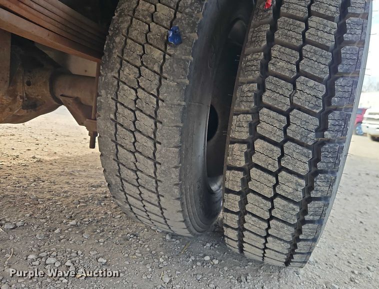 image for item EO4942 2006 Chevrolet C4500 utility / service truck