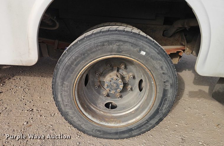 image for item EO4942 2006 Chevrolet C4500 utility / service truck