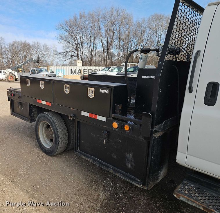 image for item EO4943 2008 Chevrolet C4500 flatbed truck