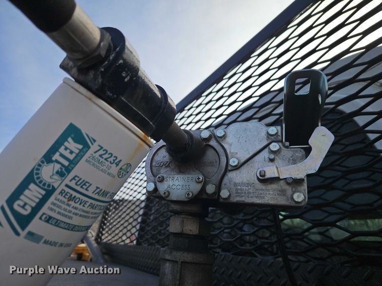 image for item EO4943 2008 Chevrolet C4500 flatbed truck