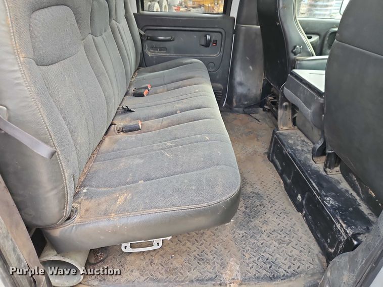 image for item EO4943 2008 Chevrolet C4500 flatbed truck