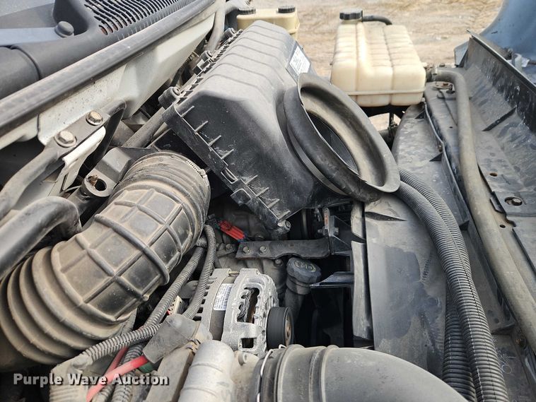 image for item EO4943 2008 Chevrolet C4500 flatbed truck