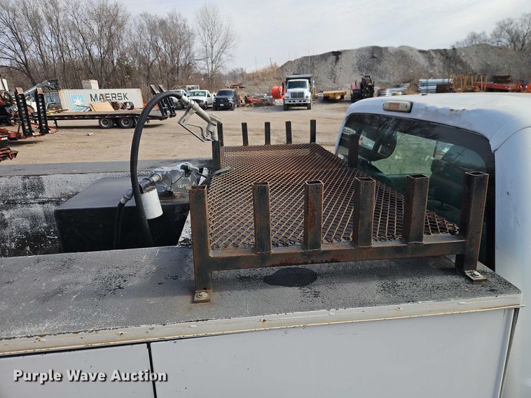 image for item EO4946 2013 Ford F250 utility bed pickup truck