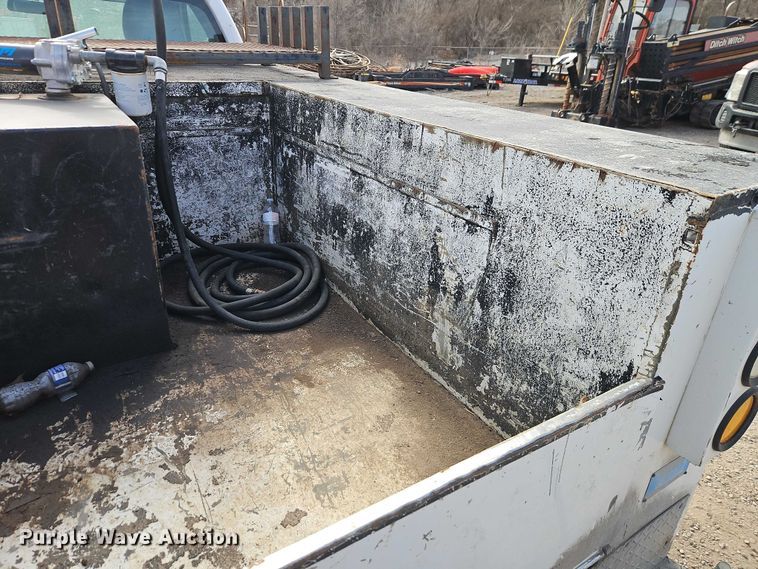 image for item EO4946 2013 Ford F250 utility bed pickup truck