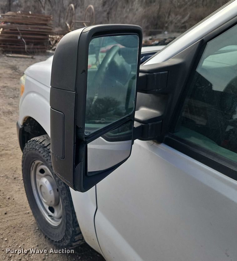 image for item EO4946 2013 Ford F250 utility bed pickup truck