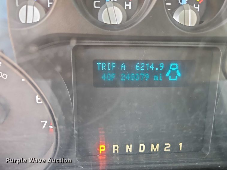 image for item EO4946 2013 Ford F250 utility bed pickup truck