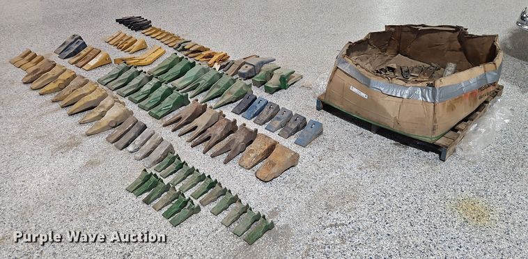 image for item EO4955 Bucket teeth