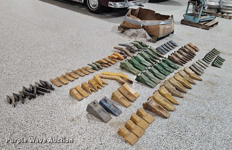 image for item EO4955 Bucket teeth