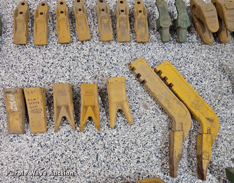 image for item EO4955 Bucket teeth