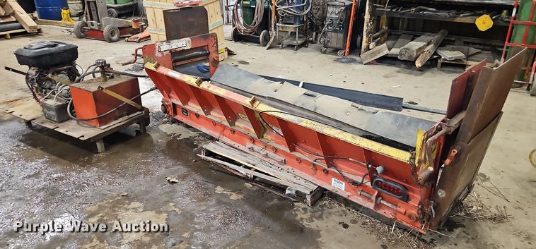 image for item EO4964 HTC 1800 tailgate conveyor