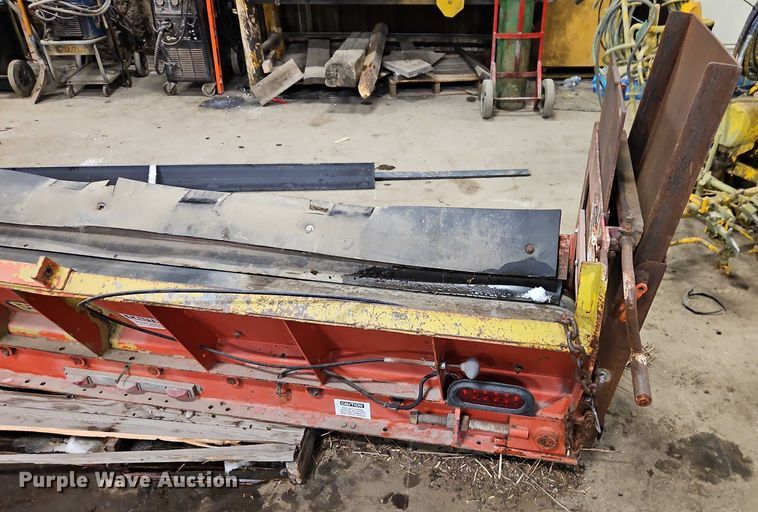 image for item EO4964 HTC 1800 tailgate conveyor