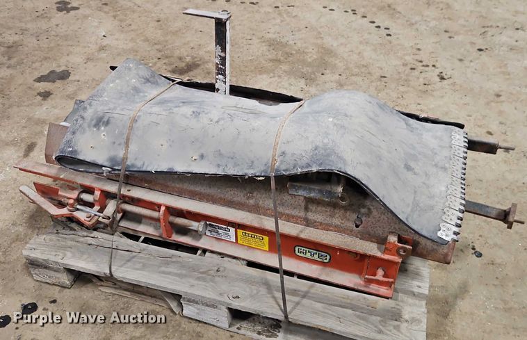 image for item EO4964 HTC 1800 tailgate conveyor