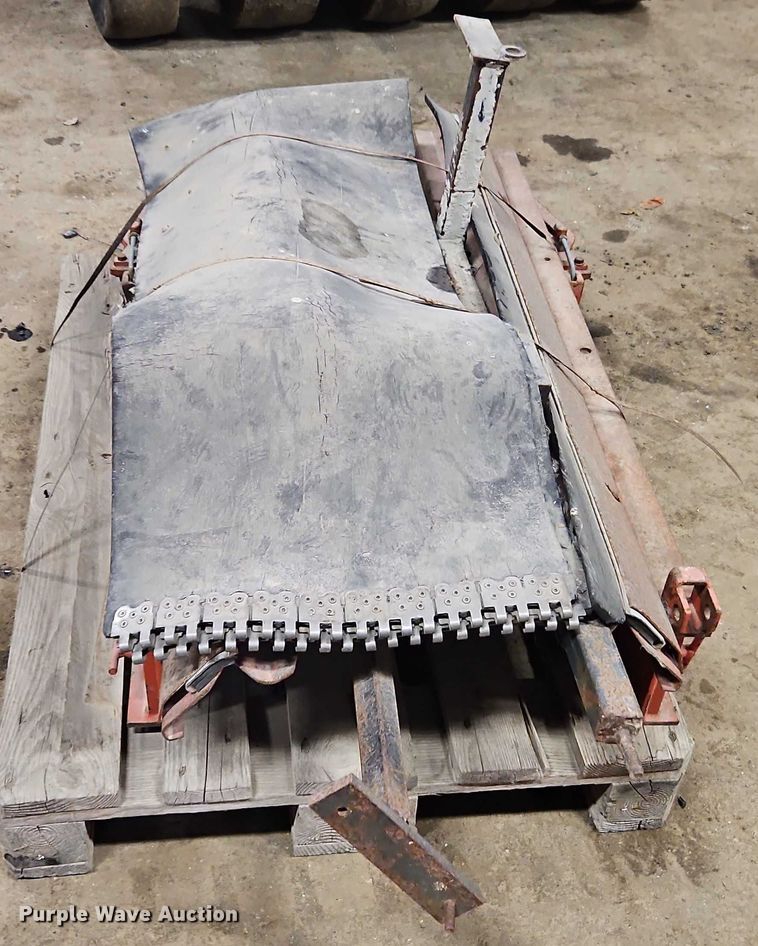 image for item EO4964 HTC 1800 tailgate conveyor