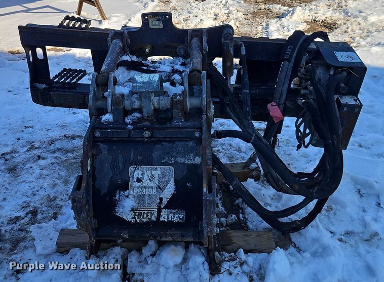 image for item EO4965 Caterpillar PC305B skid steer cold planer