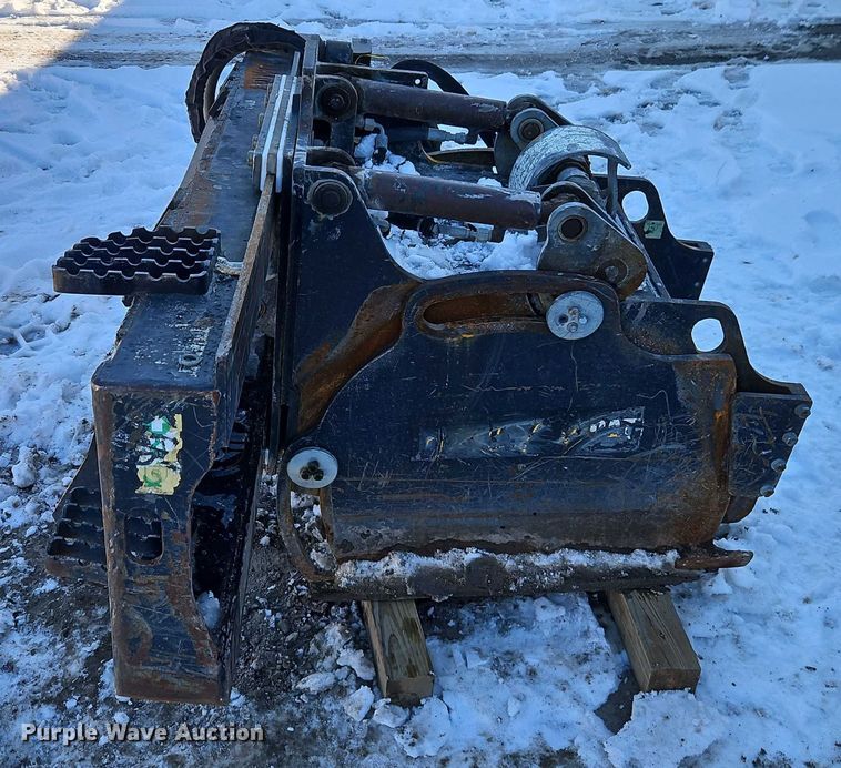 image for item EO4965 Caterpillar PC305B skid steer cold planer