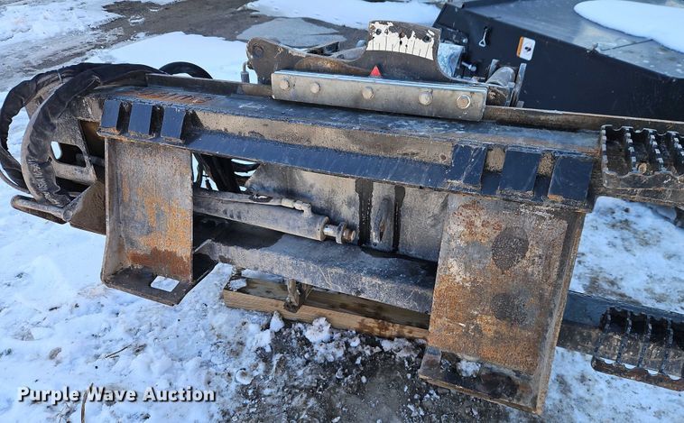 image for item EO4965 Caterpillar PC305B skid steer cold planer