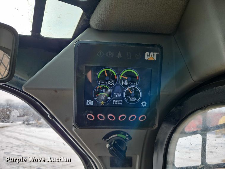 image for item EO4968 2022 Caterpillar 299D3 tracked skid steer loader