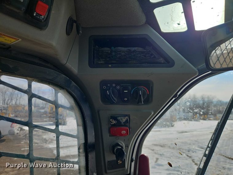 image for item EO4968 2022 Caterpillar 299D3 tracked skid steer loader