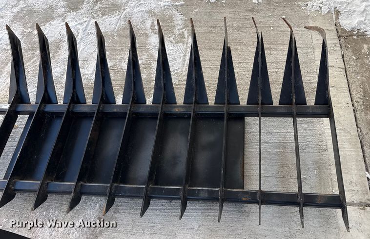 image for item EP2865 77