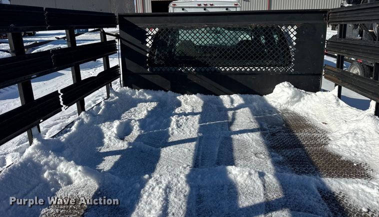 image for item ER0397 2005 Ford F450 Super Duty XL Crew Cab flatbed pickup truck