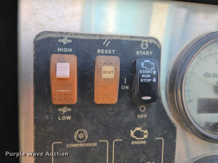 image for item ES2808 Sullair 900/1150XH air compressor