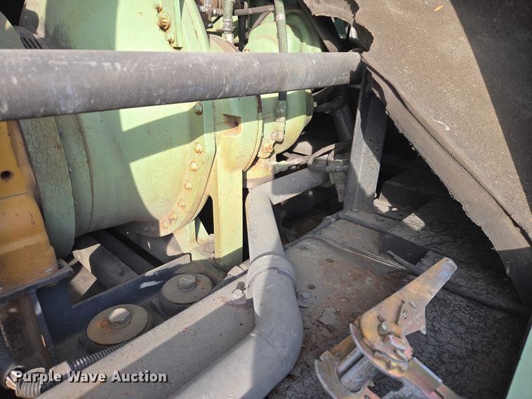 image for item ES2808 Sullair 900/1150XH air compressor