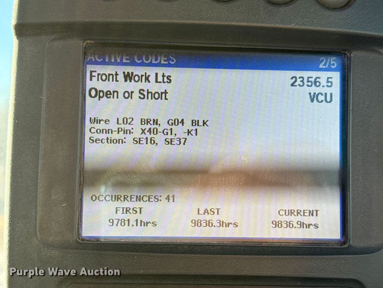 image for item ES5696 2014 John Deere 824K wheel loader