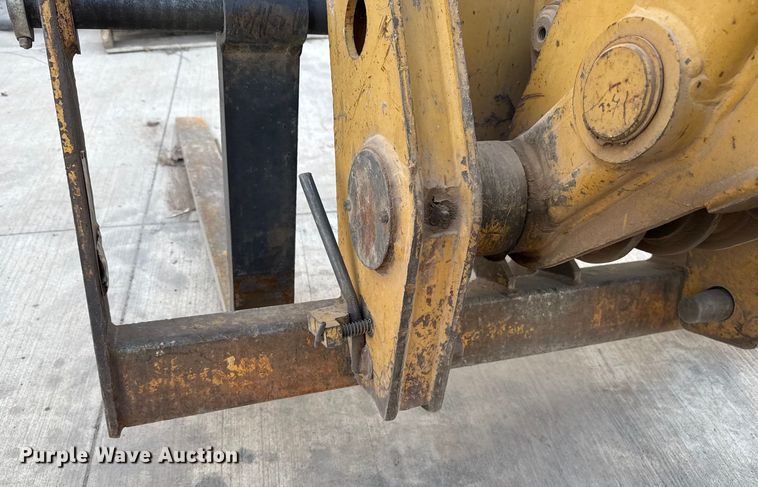 image for item ES5709 1997 Caterpillar TH63 telehandler