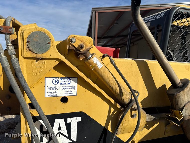 image for item ES5709 1997 Caterpillar TH63 telehandler