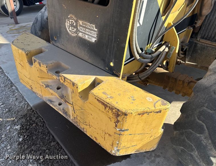 image for item ES5709 1997 Caterpillar TH63 telehandler