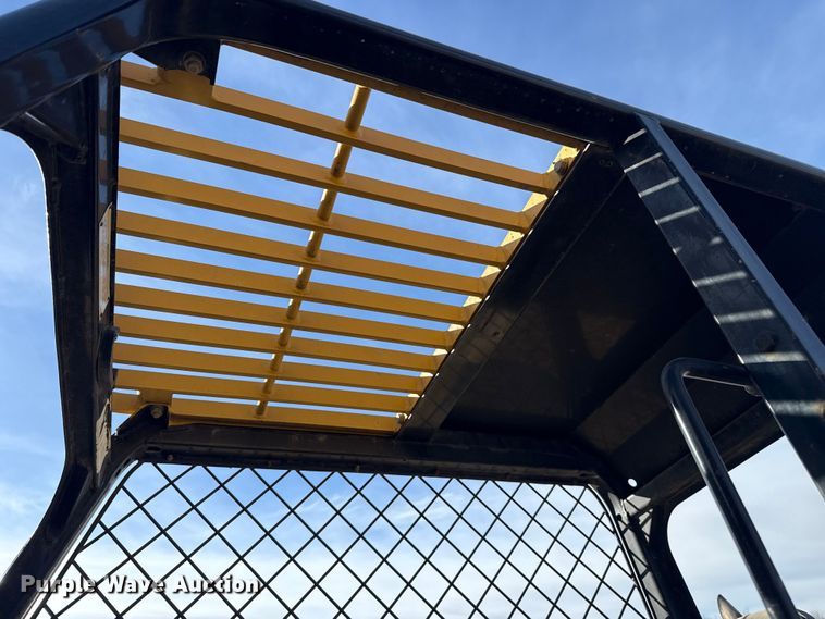 image for item ES5709 1997 Caterpillar TH63 telehandler