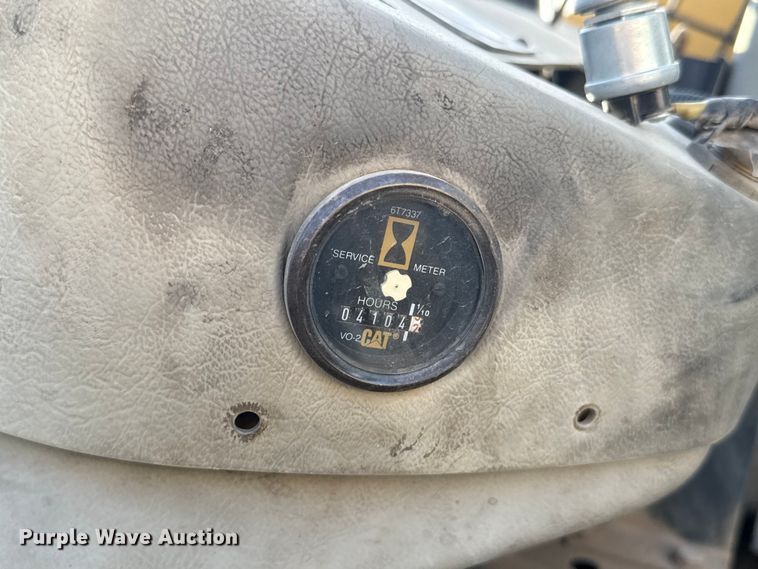 image for item ES5709 1997 Caterpillar TH63 telehandler