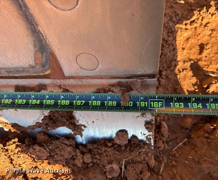 image for item ES5722 2019 John Deere 872GP motor grader