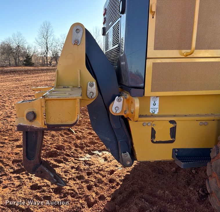 image for item ES5722 2019 John Deere 872GP motor grader