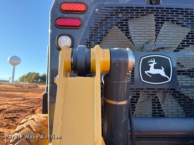 image for item ES5722 2019 John Deere 872GP motor grader