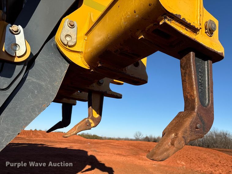 image for item ES5722 2019 John Deere 872GP motor grader