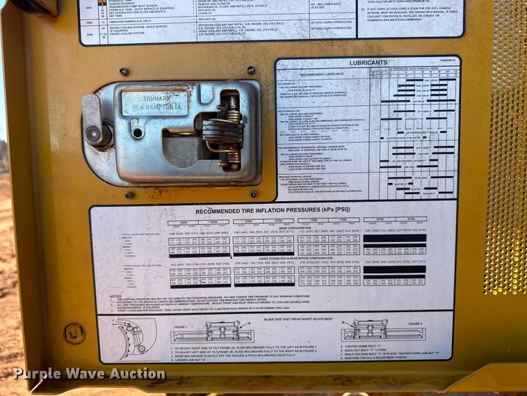 image for item ES5722 2019 John Deere 872GP motor grader