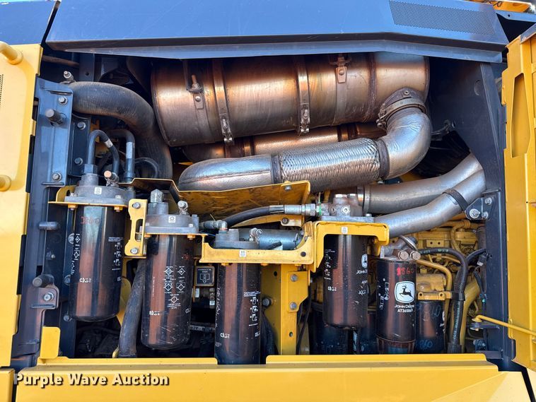 image for item ES5722 2019 John Deere 872GP motor grader