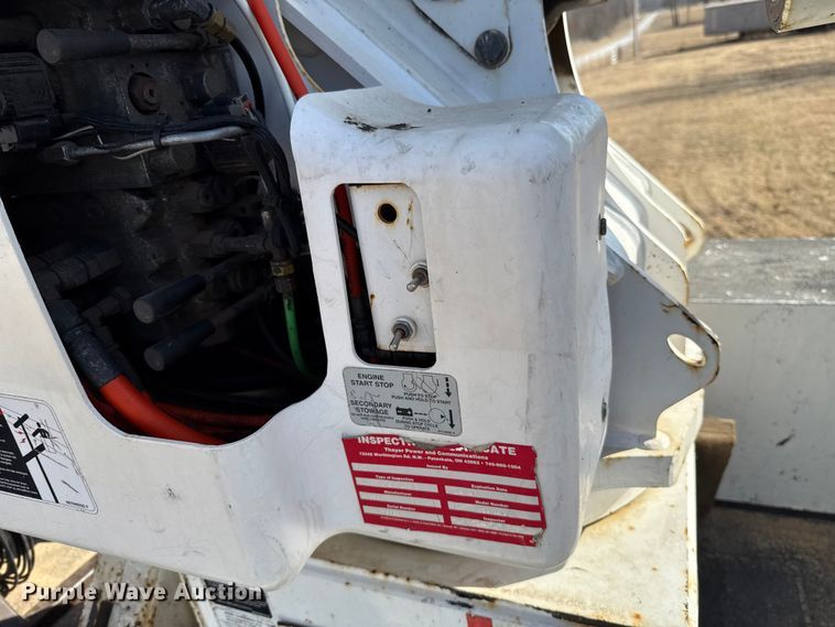 image for item ES5724 2019 Freightliner M2106 bucket truck