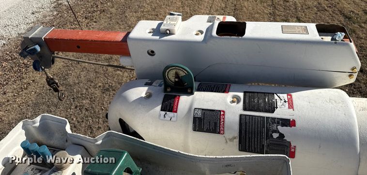 image for item ES5724 2019 Freightliner M2106 bucket truck