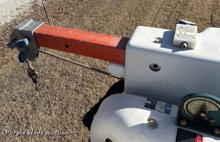 image for item ES5724 2019 Freightliner M2106 bucket truck