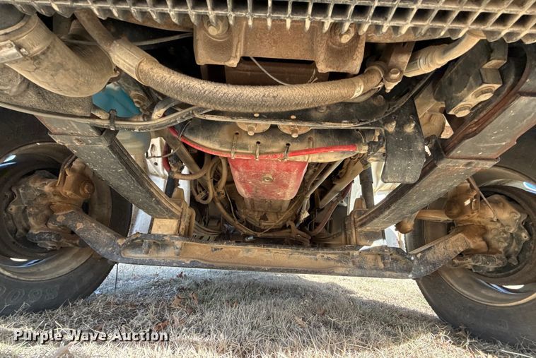 image for item ES5724 2019 Freightliner M2106 bucket truck