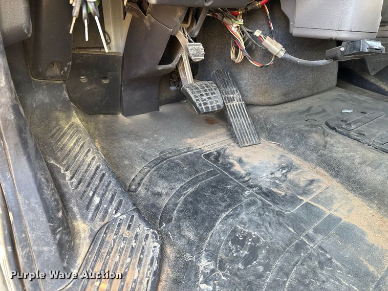 image for item ES5724 2019 Freightliner M2106 bucket truck