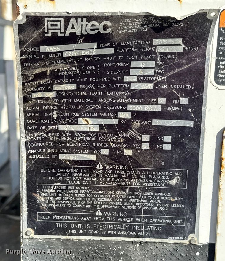 image for item ES5725 2019 International 4300  bucket truck