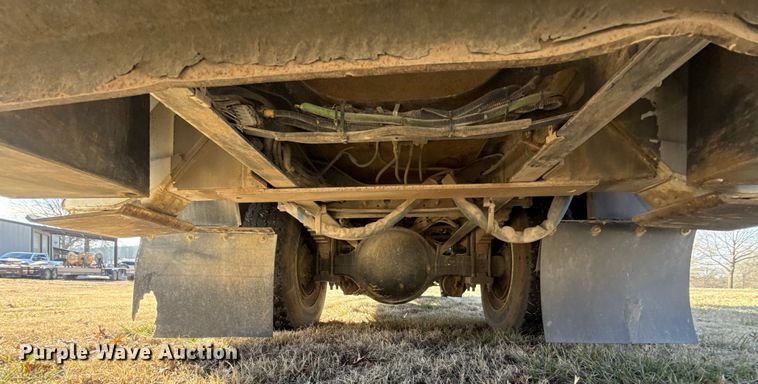 image for item ES5725 2019 International 4300  bucket truck